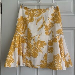 Ann Taylor Floral Yellow and White Linen Blend Flare Skirt, Size 6